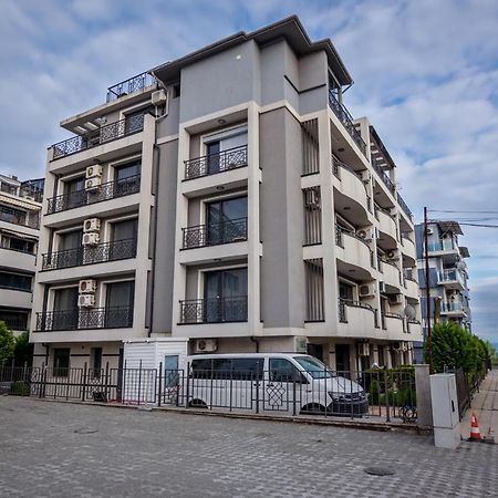 بورغاس Cozy One-Bedroom Apartment In Night Breeze المظهر الخارجي الصورة
