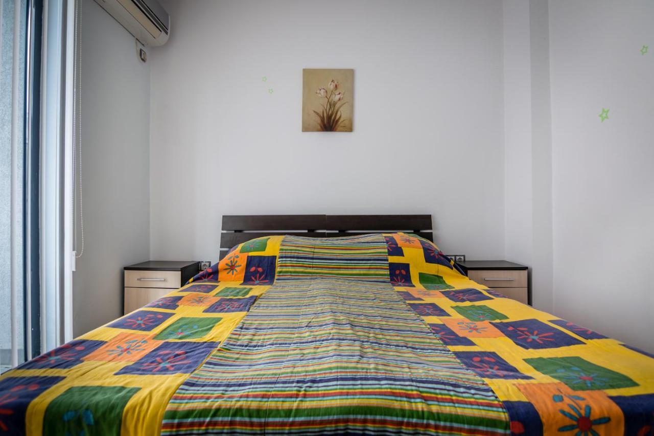 بورغاس Cozy One-Bedroom Apartment In Night Breeze المظهر الخارجي الصورة