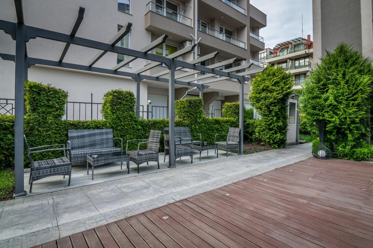 بورغاس Cozy One-Bedroom Apartment In Night Breeze المظهر الخارجي الصورة