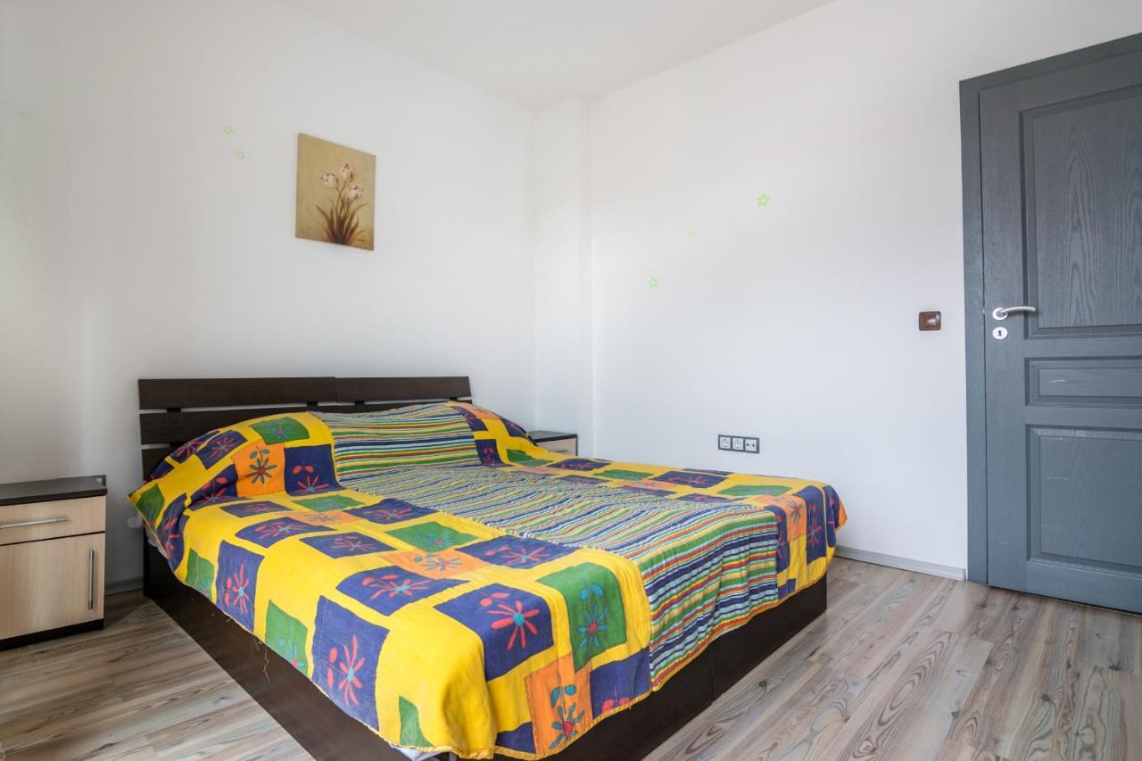 بورغاس Cozy One-Bedroom Apartment In Night Breeze المظهر الخارجي الصورة