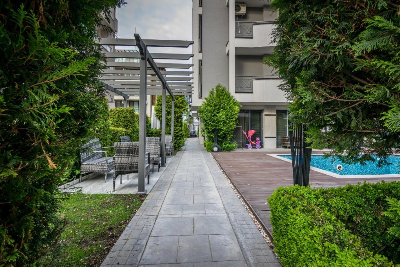 بورغاس Cozy One-Bedroom Apartment In Night Breeze المظهر الخارجي الصورة